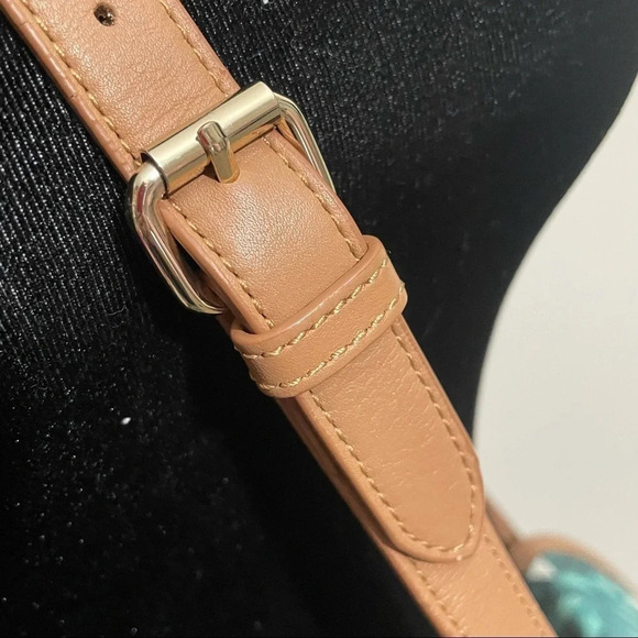 Isaac Mizrahi Bridgehampton Floral Printed Canvas Crossbody with leather trim - Picture 15 of 16